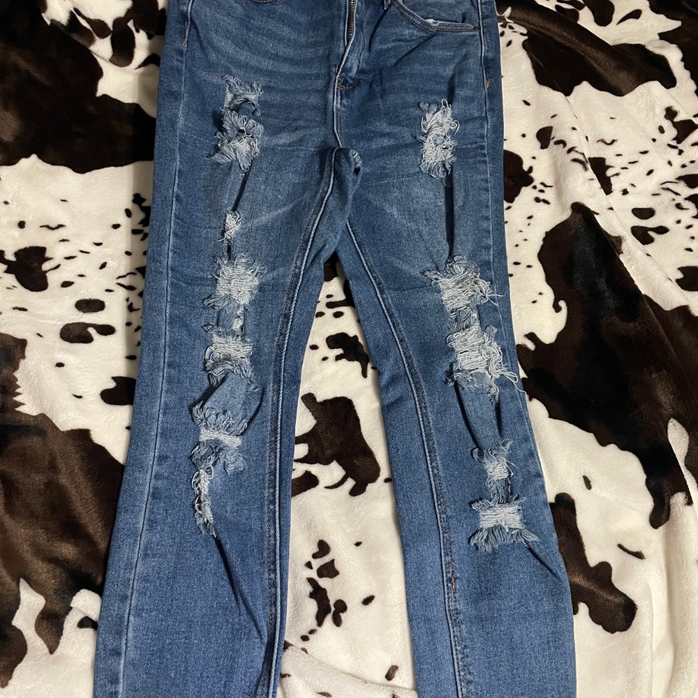 Ripped Skinny Jeans